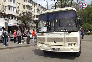 С площади Захарова на Радиогорку запустили компенсационный автобусный маршрут