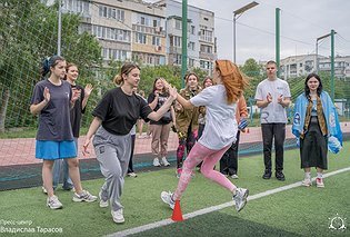 В Севастополе впервые прошли первомайские весёлые старты среди студотрядов