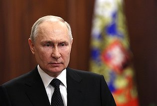 ЦИК официально объявил Владимира Путина победителем на выборах президента РФ