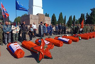 На Дергачах перезахоронили останки воинов — защитников и освободителей Севастополя
