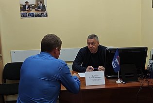 Жители Севастополя благодарят защитников города и волонтёров за помощь в трудную минуту