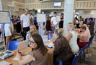 Более 400 севастопольцев посетили Всероссийскую ярмарку трудоустройства