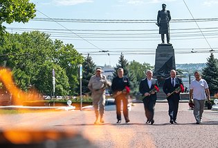 В Севастополе почтили память погибших воинов в День ветеранов боевых действий