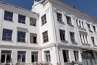 Капитальный ремонт старейшей школы Севастополя на Северной стороне выполнен почти на 40%