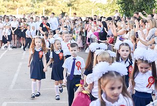 Многодетные семьи Севастополя получат выплату на покупку школьной формы